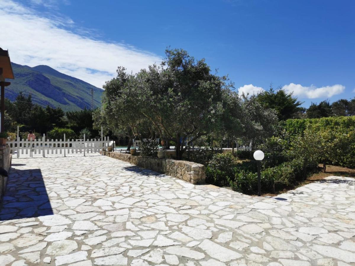 Villa Hibiscus Castellammare del Golfo Exterior foto