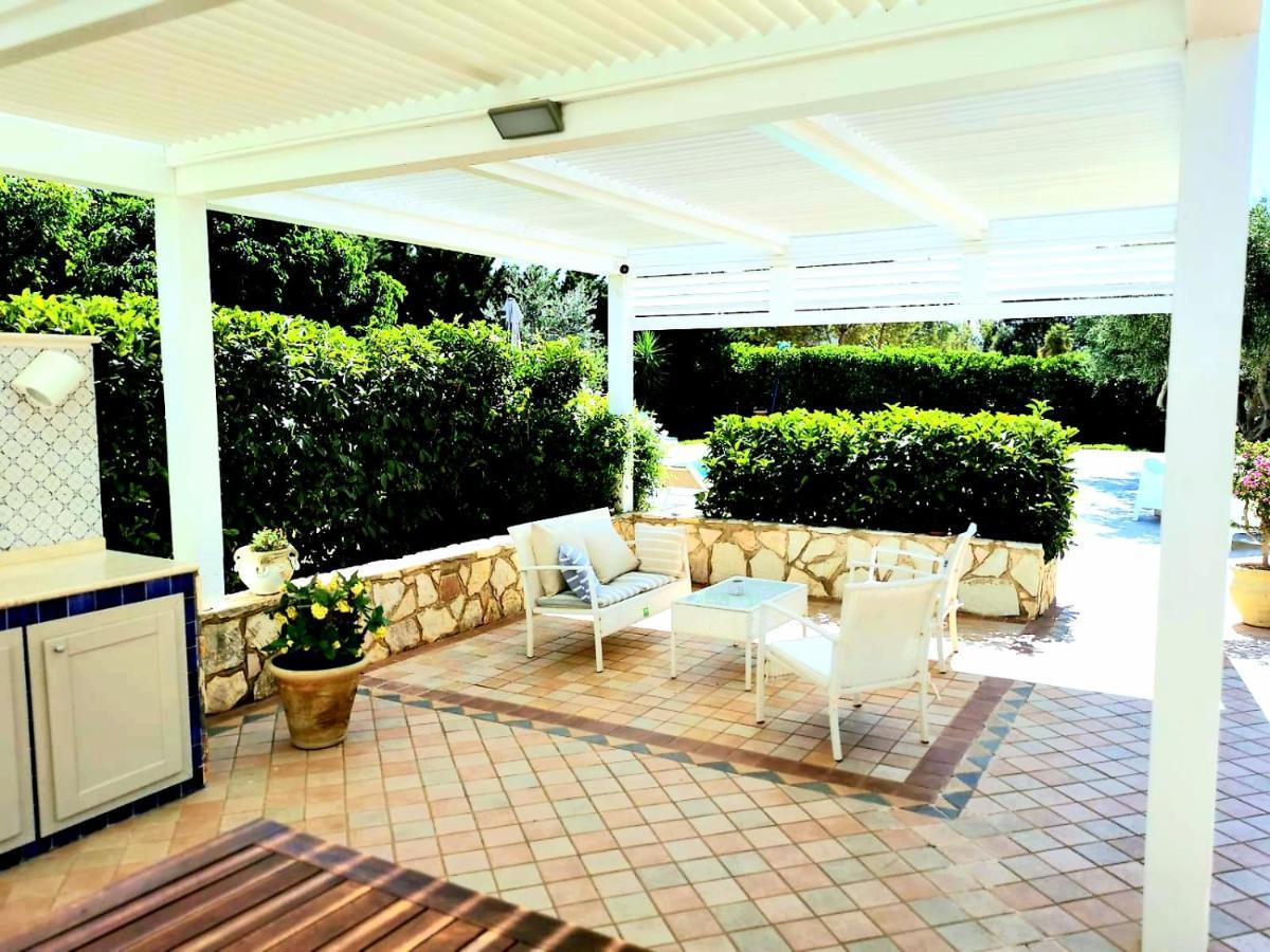 Villa Hibiscus Castellammare del Golfo Exterior foto